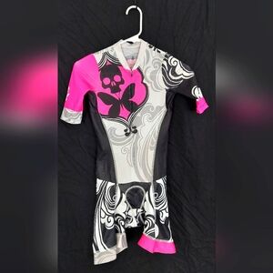 Betty Designs triathlete short sleeve skin suit cycling XS trisuit